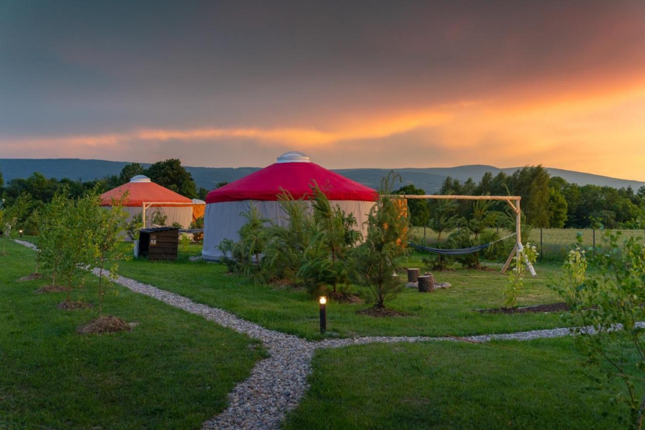 Izera Glamping Adults - Luksusowe Jurty&Spa Gajowka  Exterior foto