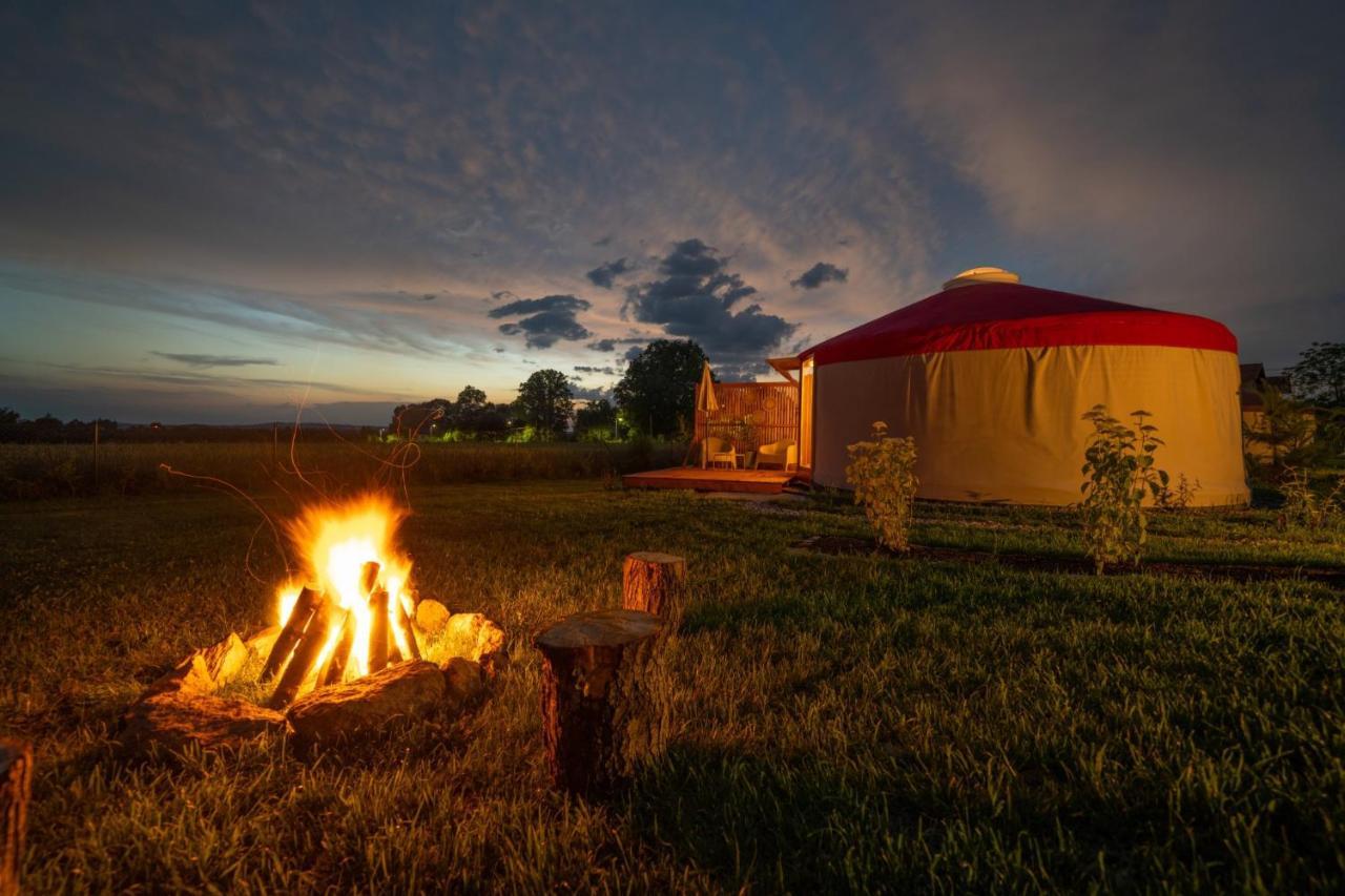 Izera Glamping Adults - Luksusowe Jurty&Spa Gajowka  Exterior foto
