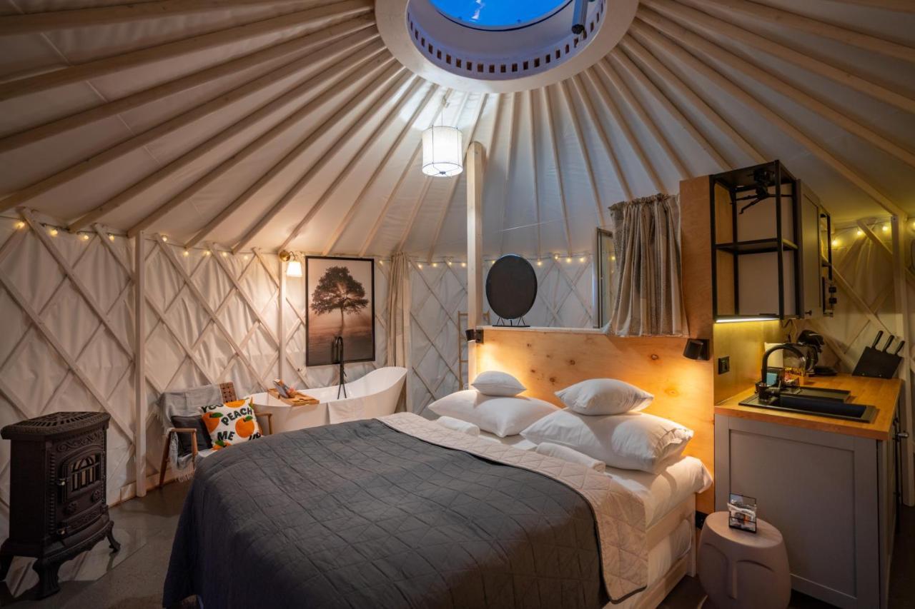 Izera Glamping Adults - Luksusowe Jurty&Spa Gajowka  Exterior foto