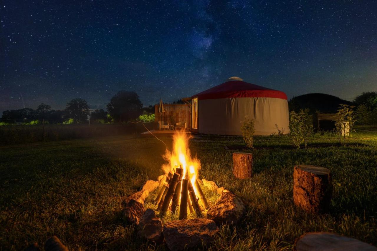 Izera Glamping Adults - Luksusowe Jurty&Spa Gajowka  Exterior foto